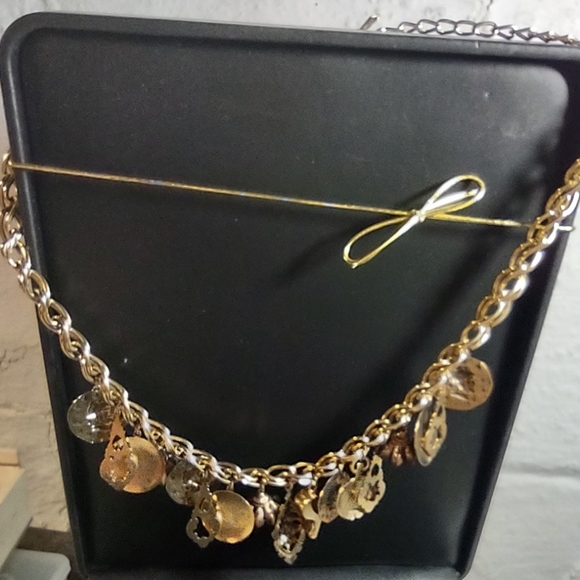 1928 Vintage Gold Trinket Choker Necklace - Picture 12 of 14